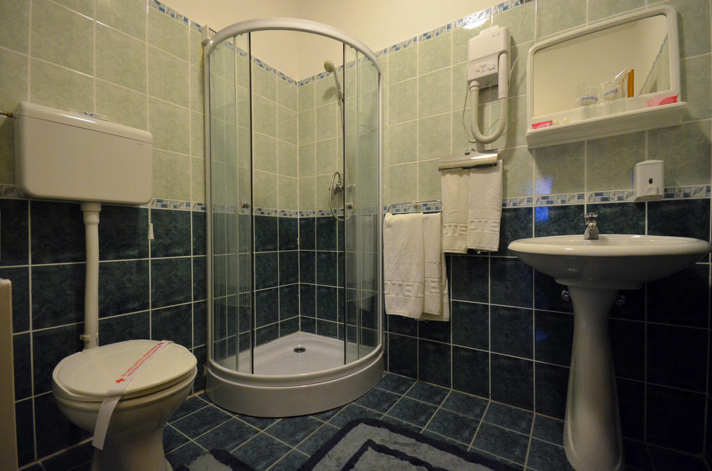Art Garni Hotel Kanjiža Quarto foto